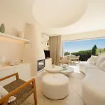 Semesterbostad Modern Townhouse With Private Heated Pool Near Cabopino In Artola,